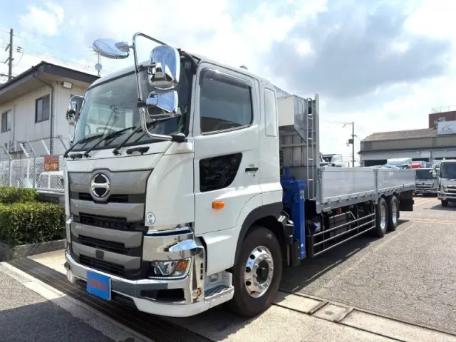 日野 プロフィア 2DG-FS1AHC(6x4)の写真1