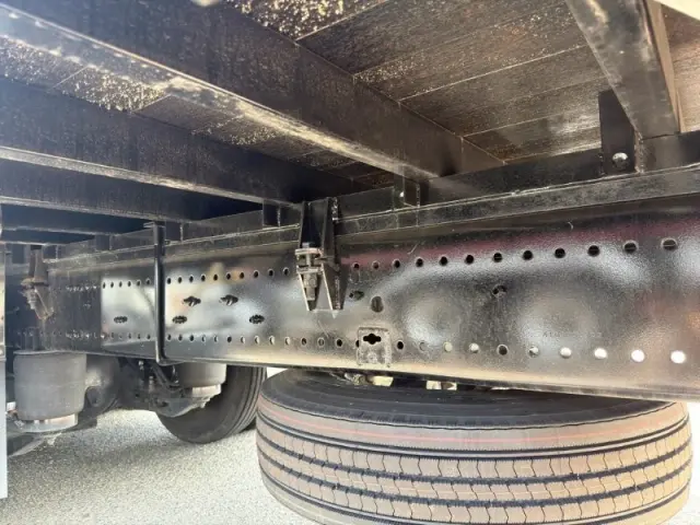 日野 プロフィア 2DG-FS1AHC(6x4)の写真15