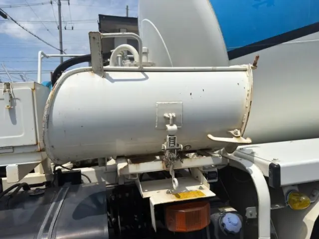 日野 プロフィア 2DG-FS1AGA(6x4)の写真13