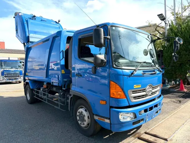 日野 レンジャー QKG-FJ7JGAA(2WD)の写真5