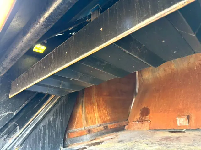 日野 レンジャー QKG-FJ7JGAA(2WD)の写真16