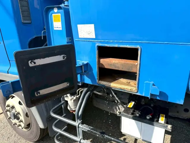 日野 レンジャー QKG-FJ7JGAA(2WD)の写真20