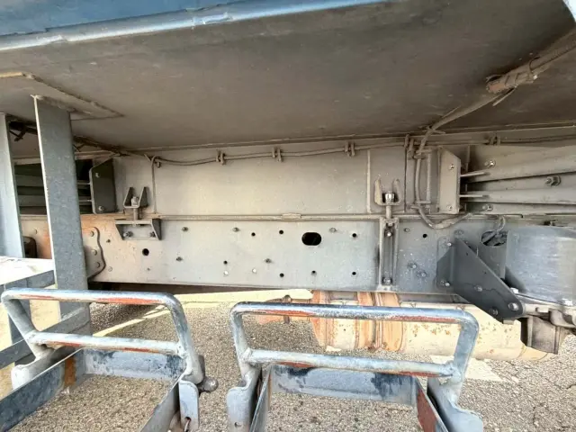 日野 レンジャー QKG-FJ7JGAA(2WD)の写真28