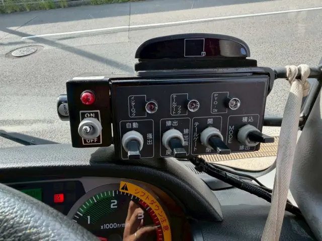 日野 レンジャー QKG-FJ7JGAA(2WD)の写真40