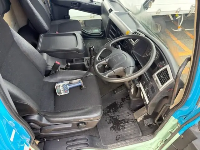 三菱 ファイター 2KG-FK72FZの写真25