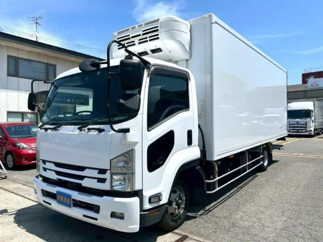 いすゞ フォワード 2PG-FRR90T2(2WD)の写真1