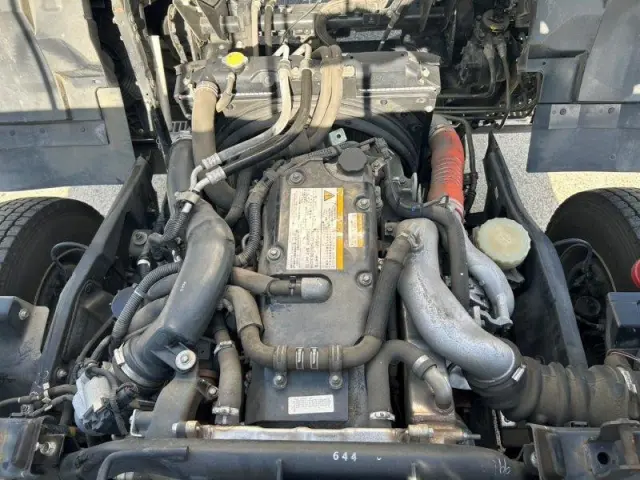 いすゞ フォワード 2RG-FRR90S2(2WD)の写真20