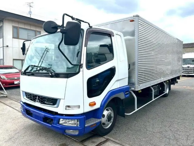 三菱 ファイター 2KG-FK64F(2WD)の写真1