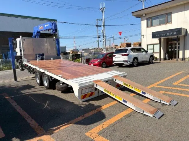 日野 レンジャー 2DG-GK2ABA(6x4)の写真8