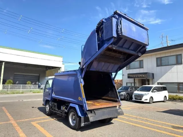 いすゞ エルフ TPG-NKR85Nの写真9