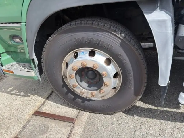 UD クオン 2PG-CD5CA(6x2)の写真24