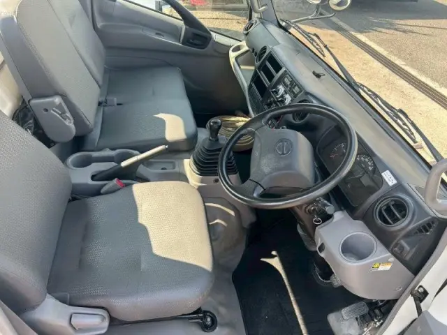 日野 デュトロ 2KG-XZU700X(2WD)の写真25