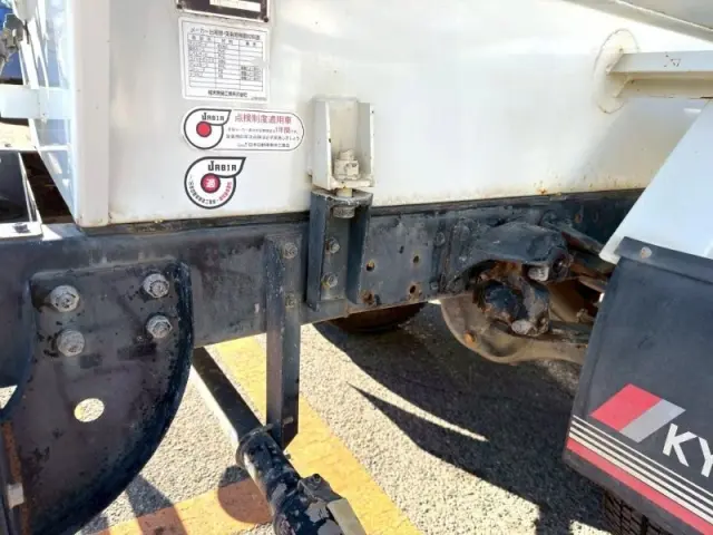 三菱 ファイター PDG-FK71Dの写真15