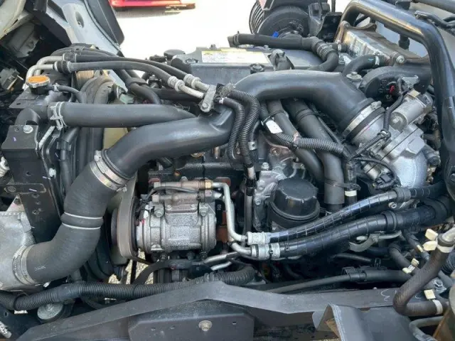 いすゞ フォワード 2PG-FRR90S1(2WD)の写真18