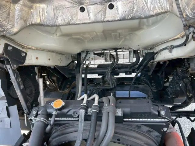 いすゞ フォワード 2PG-FRR90S1(2WD)の写真21