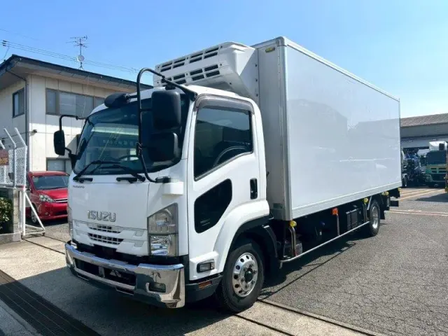 いすゞ フォワード 2PG-FRR90S1(2WD)の写真1