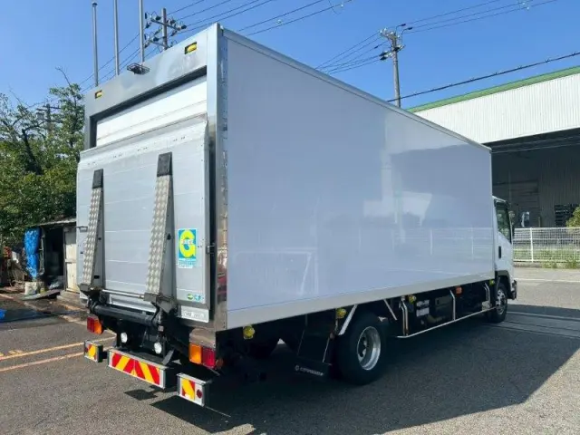 いすゞ フォワード 2PG-FRR90S1(2WD)の写真3