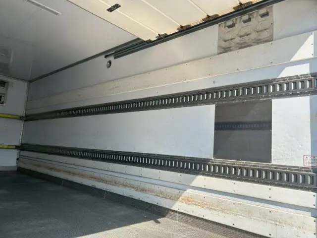 いすゞ フォワード 2PG-FRR90S1(2WD)の写真11