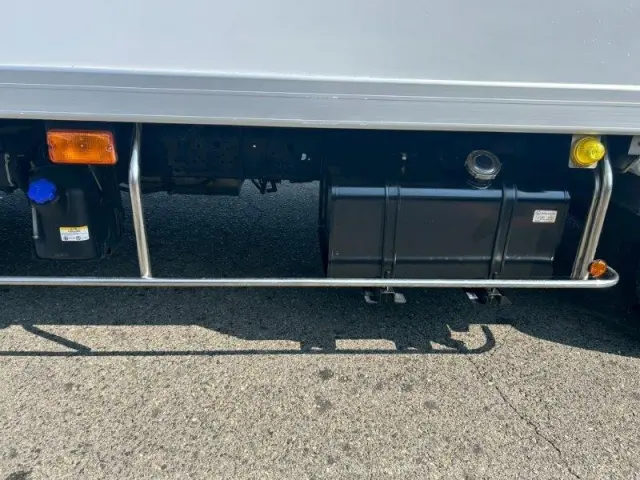 いすゞ フォワード 2PG-FRR90S1(2WD)の写真16