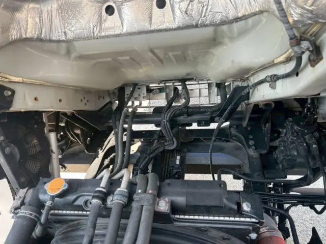 いすゞ フォワード 2PG-FRR90S1(2WD)の写真24