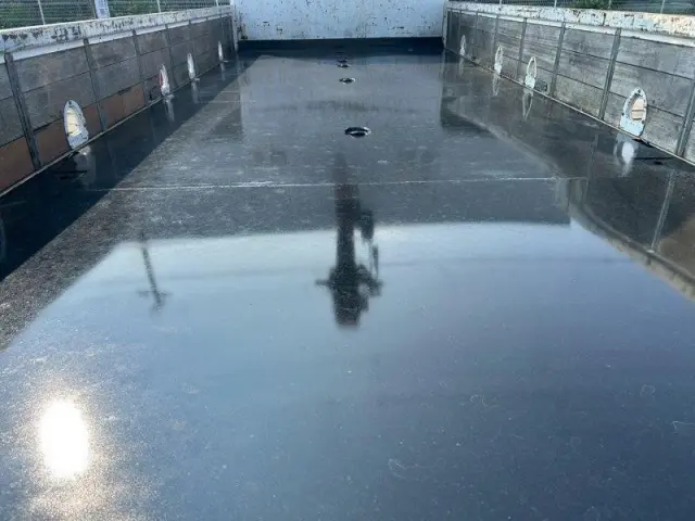 いすゞ フォワード QKG-FTR34S2(2WD)の写真5