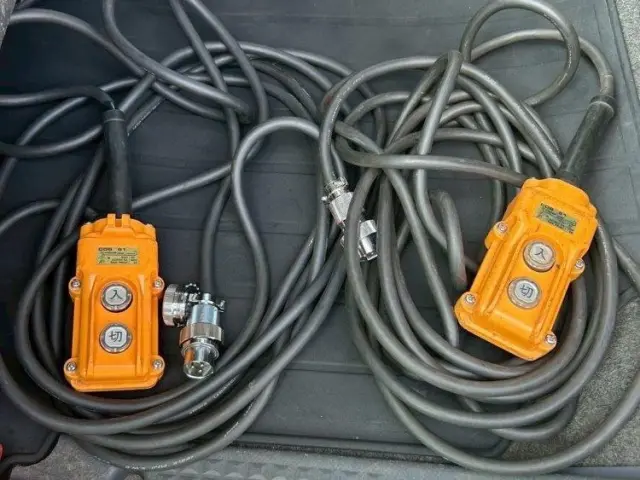 いすゞ フォワード QKG-FTR34S2(2WD)の写真13