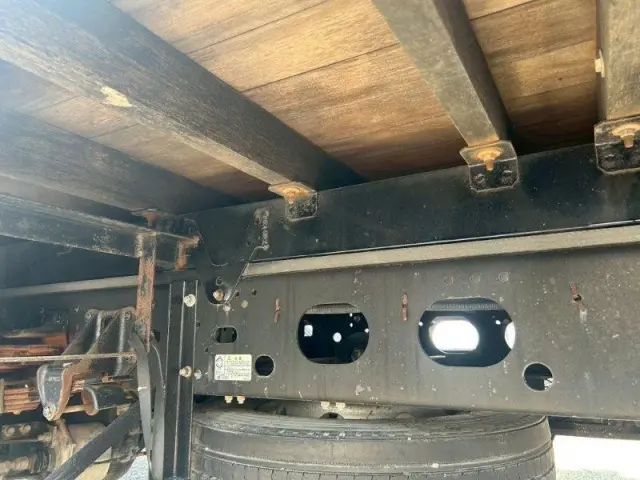 いすゞ フォワード QKG-FTR34S2(2WD)の写真20