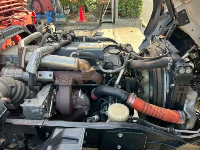 いすゞ フォワード QKG-FTR34S2(2WD)の写真29