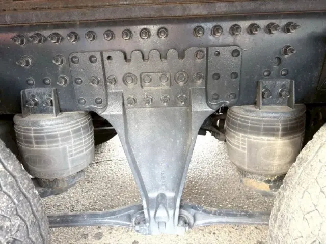 ＵＤ クオン 2PG-CG5CE(8x4)の写真6