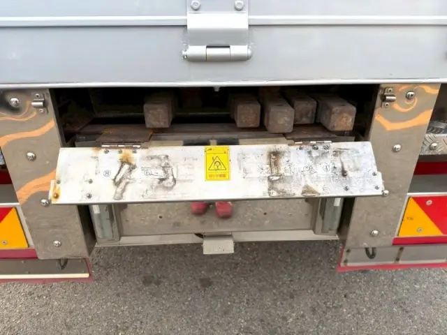 ＵＤ クオン 2PG-CG5CE(8x4)の写真13