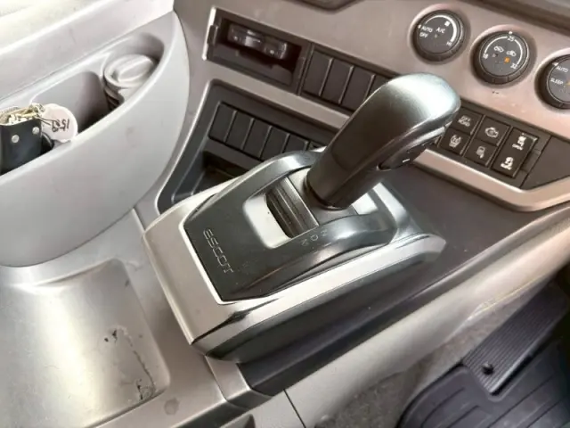 ＵＤ クオン 2PG-CG5CE(8x4)の写真24