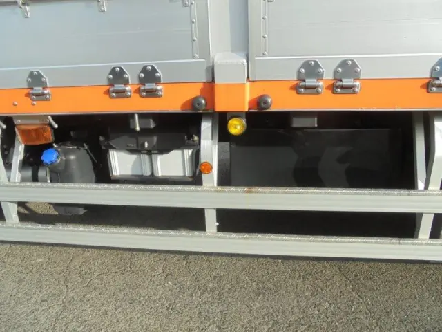 日野 プロフィア 2DG-FR1AHJの写真20