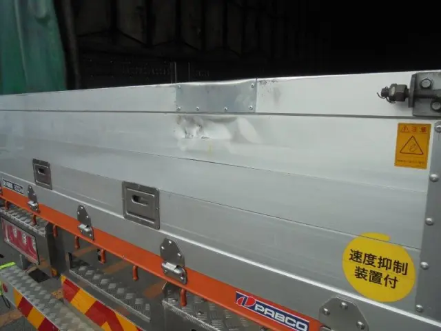 日野 プロフィア 2DG-FR1AHJの写真28