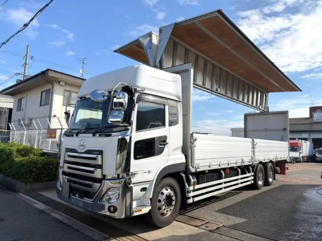 UD クオン 2PG-CD5CA(6x2)の写真5