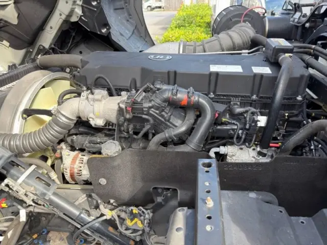 UD クオン 2PG-CD5CA(6x2)の写真29