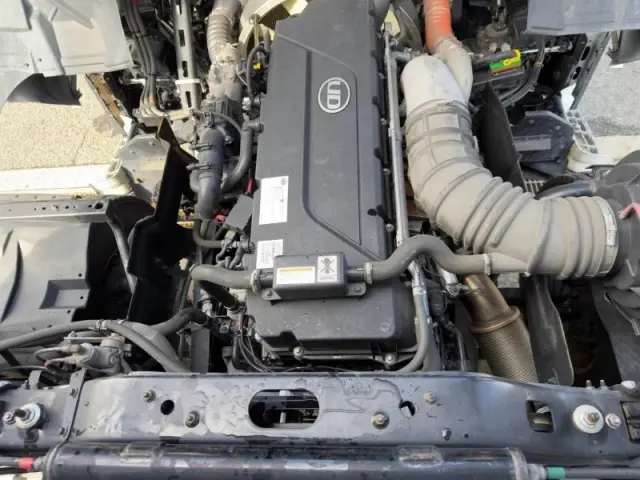 UD クオン 2PG-CD5CA(6x2)の写真31