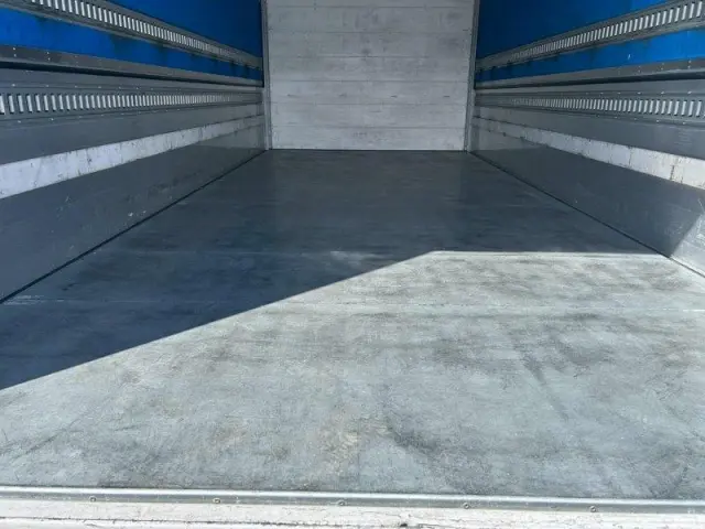 日野 レンジャー 2PG-FJ2ABG(2WD)の写真11