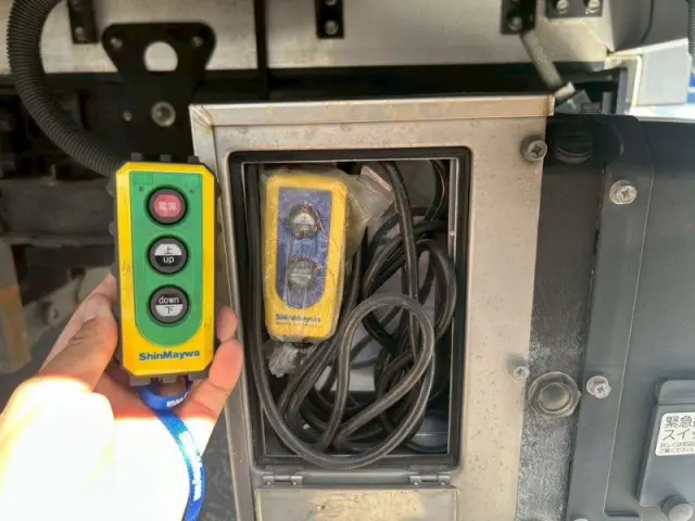 日野 レンジャー 2PG-FJ2ABG(2WD)の写真15