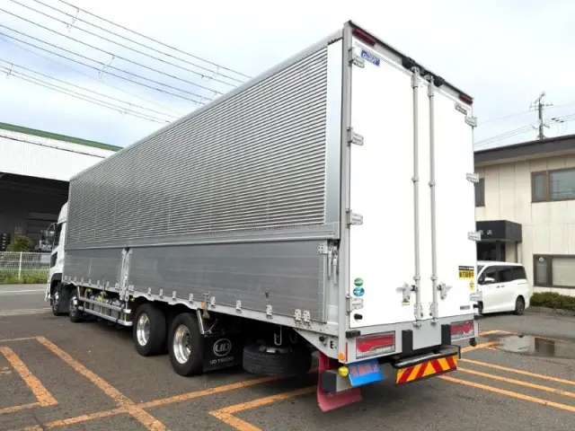 ＵＤ クオン 2RG-CG5FA(8x4)の写真4