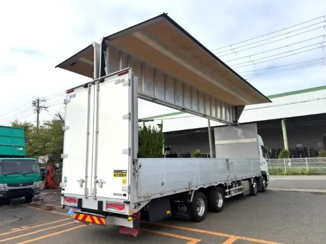 ＵＤ クオン 2RG-CG5FA(8x4)の写真7