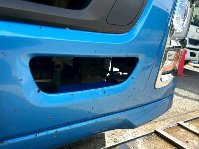 いすゞ ギガ 2PG-CYL77C(6x2)の写真18