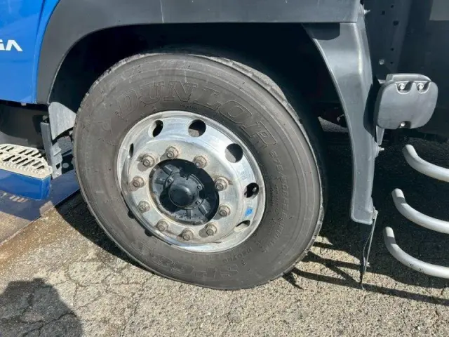 いすゞ ギガ 2PG-CYL77C(6x2)の写真20