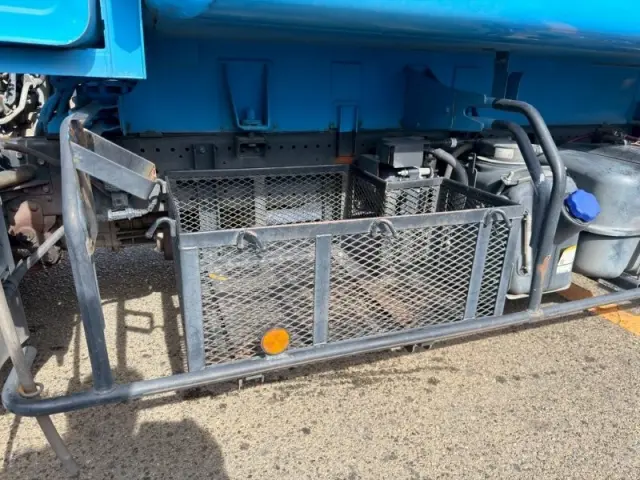 いすゞ フォワード 2RG-FRR90S2(2WD)の写真23