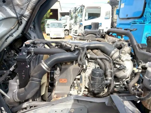 いすゞ フォワード 2RG-FRR90S2(2WD)の写真30