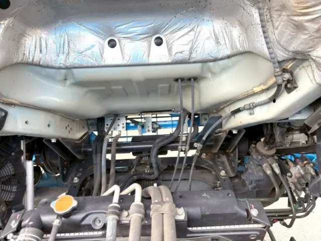 いすゞ フォワード 2RG-FRR90S2(2WD)の写真32