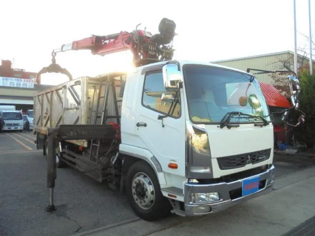 三菱 ファイター QDG-FQ62F(6x4)の写真2