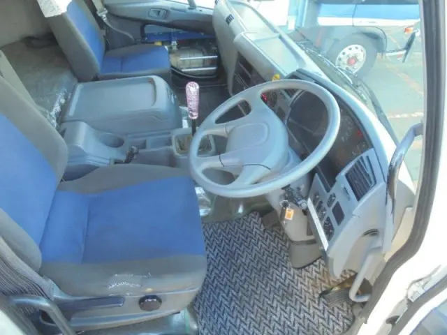 三菱 ファイター QDG-FQ62F(6x4)の写真39