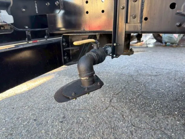 日野 レンジャー 2KG-FC2ABAの写真9