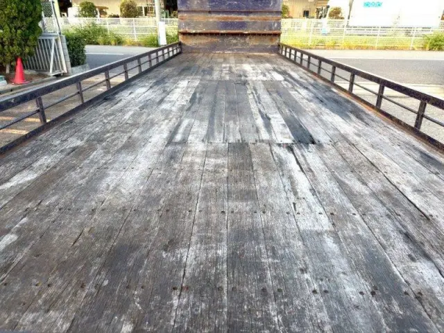 ＵＤ クオン ADG-CX4YL(6x4)の写真5