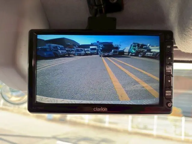 いすゞ ギガ 2PG-CYL77C(6x2)の写真24